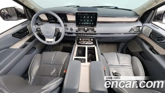 Lincoln Navigator 2020