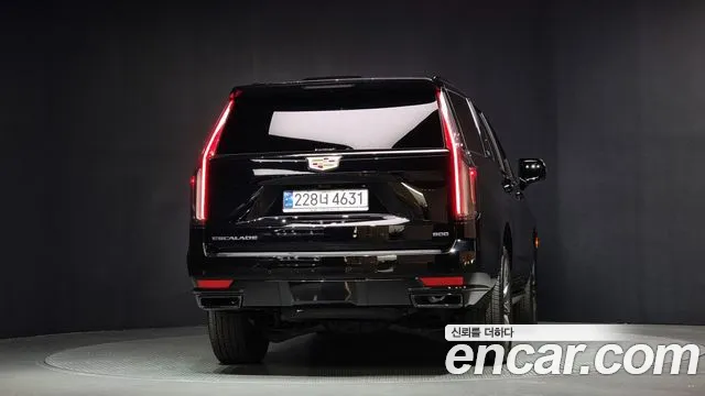 Cadillac Escalade 2024