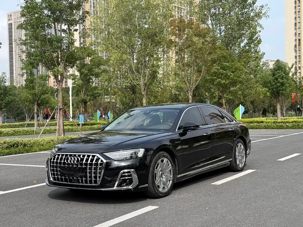 Audi A8 2022