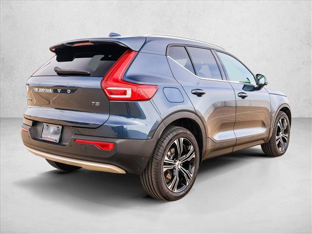 Volvo XC40 2022