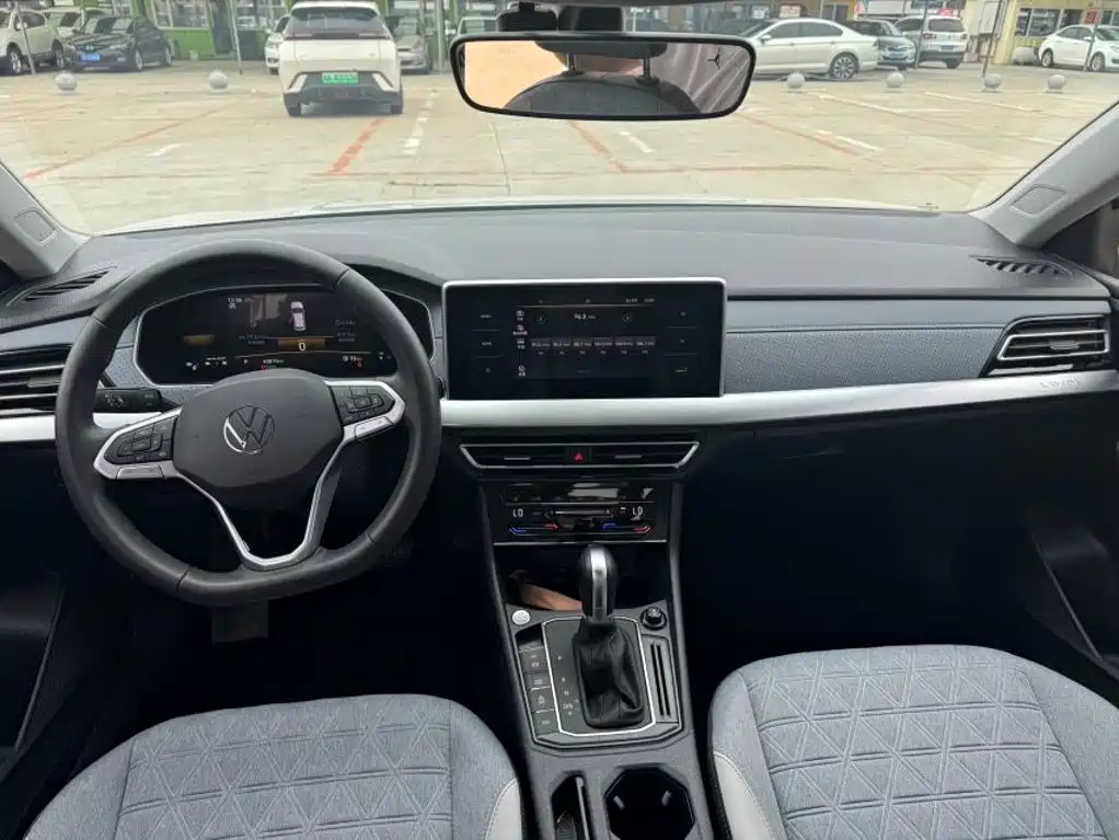 Volkswagen Lavida 2023