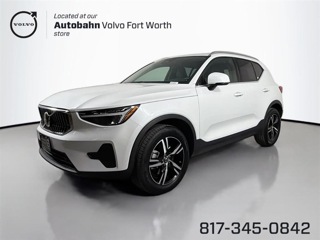 Volvo XC40 2025