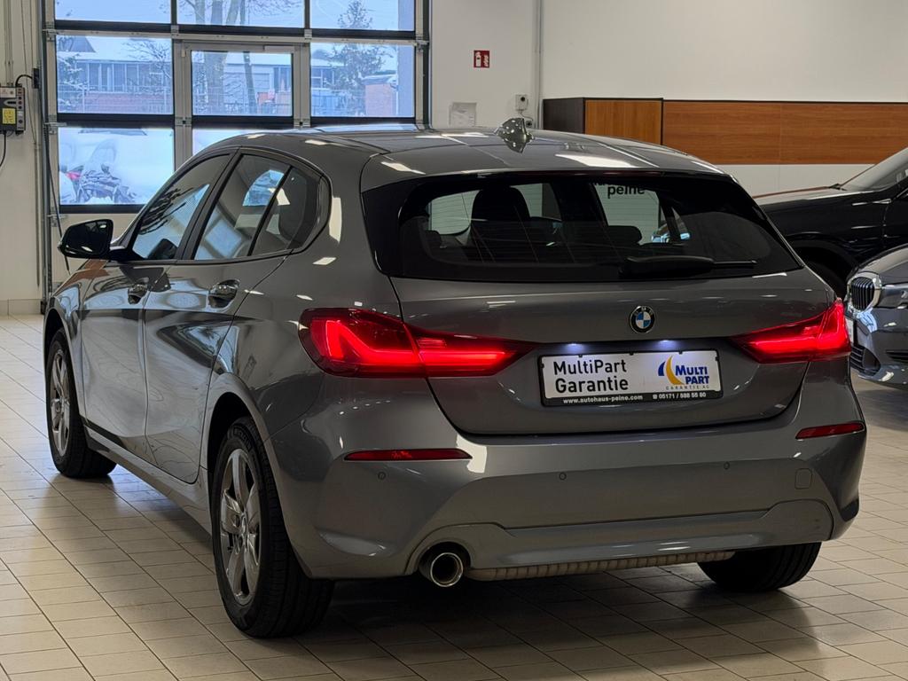 BMW 118 2022