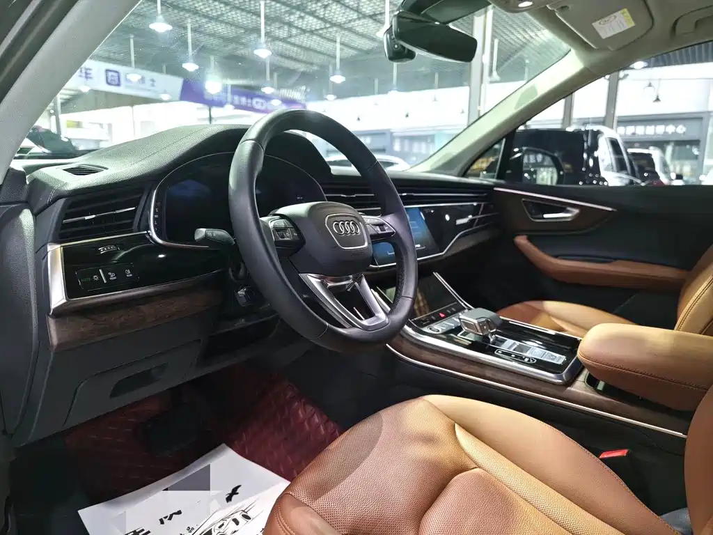 Audi Q7 2023