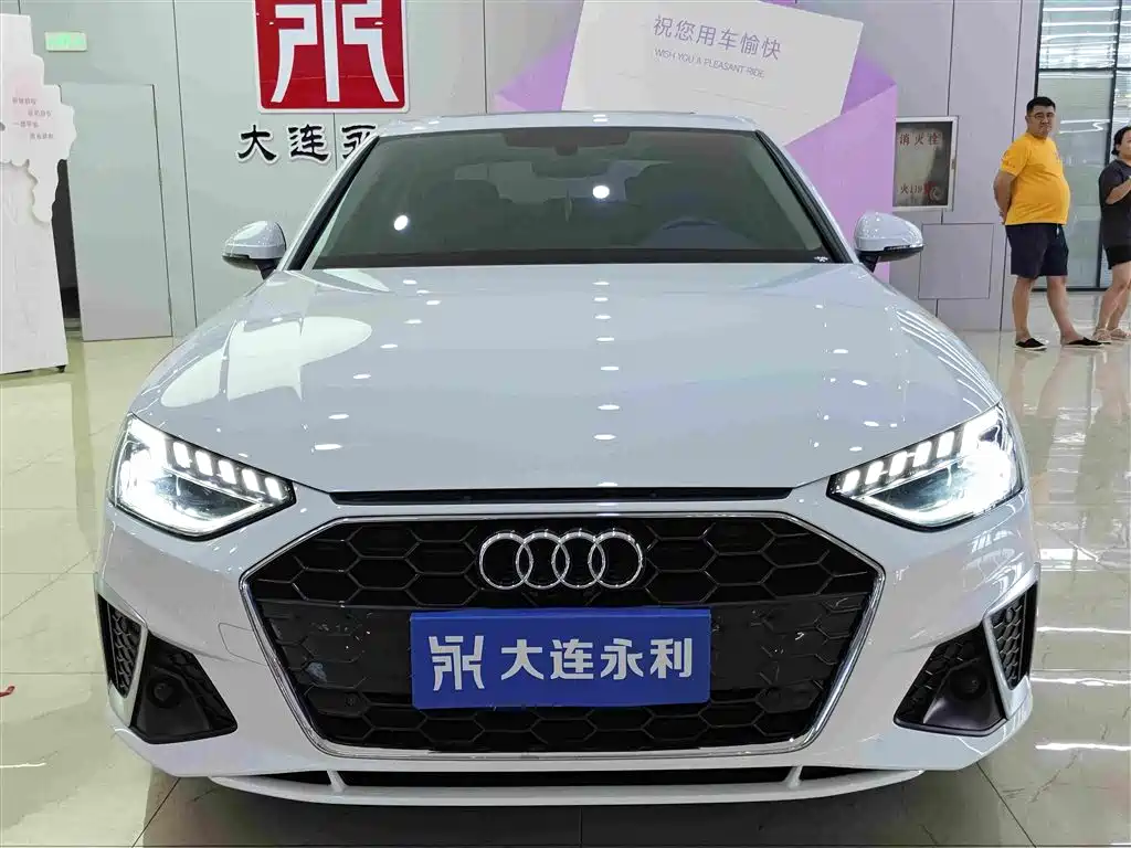 Audi A4 2022
