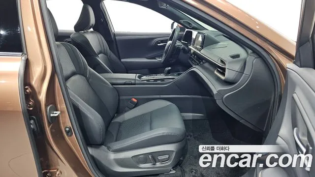 Toyota Crown 2023