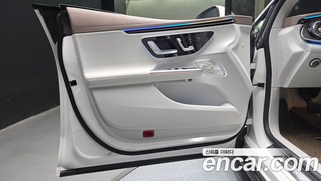 Mercedes-Benz EQE 2023