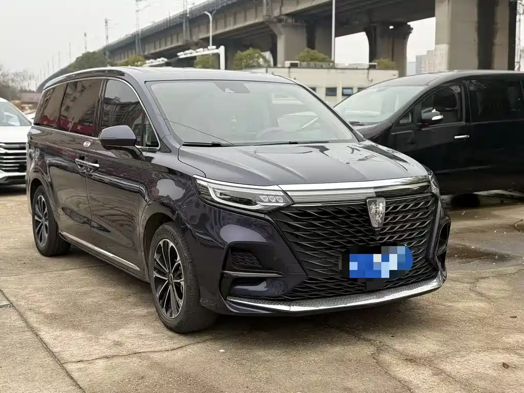 Roewe iMAX8 2021