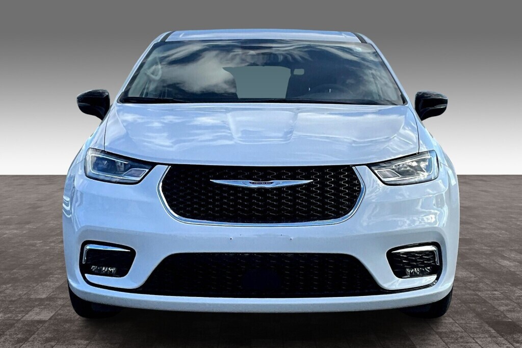 Chrysler Pacifica 2024