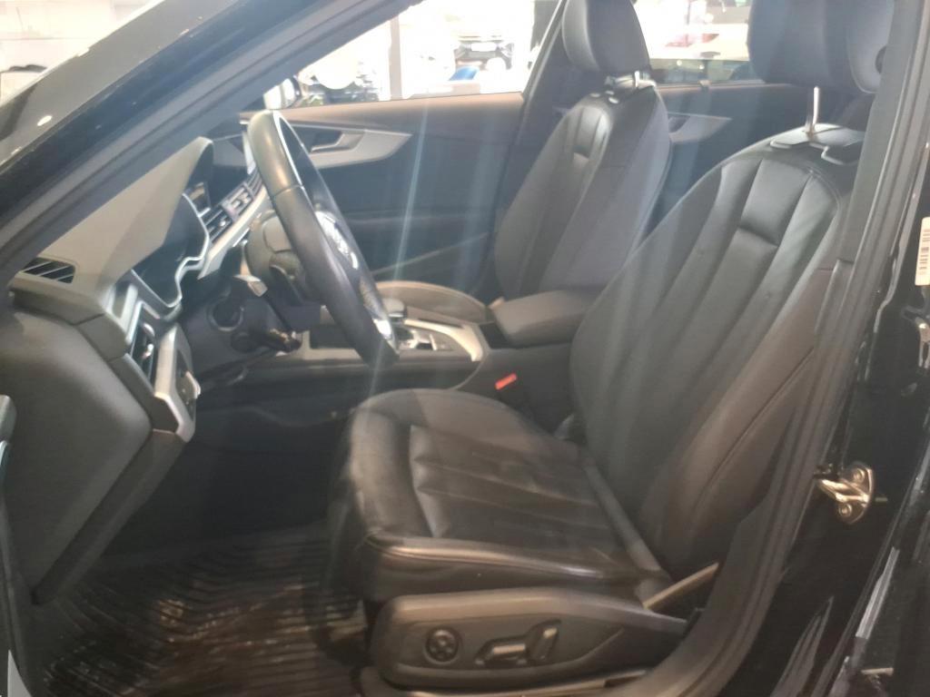 Audi A4 2023