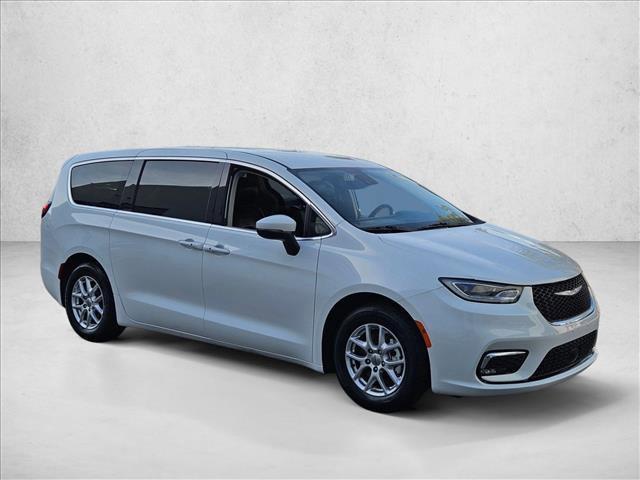 Chrysler Pacifica 2023