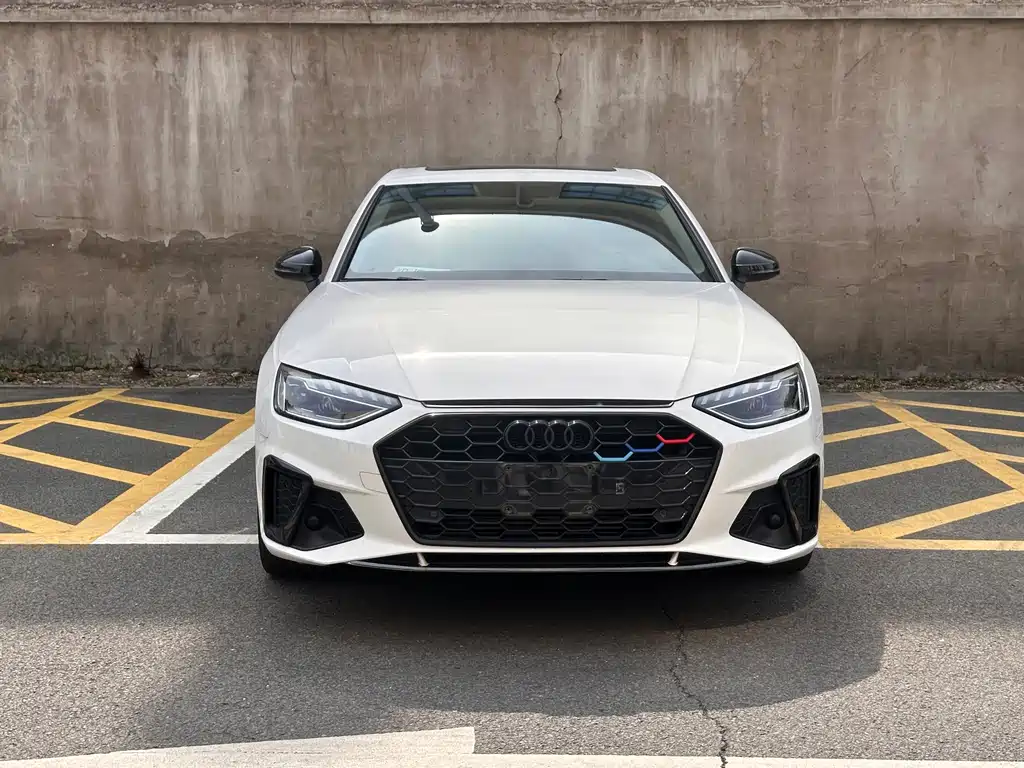 Audi A4 2023
