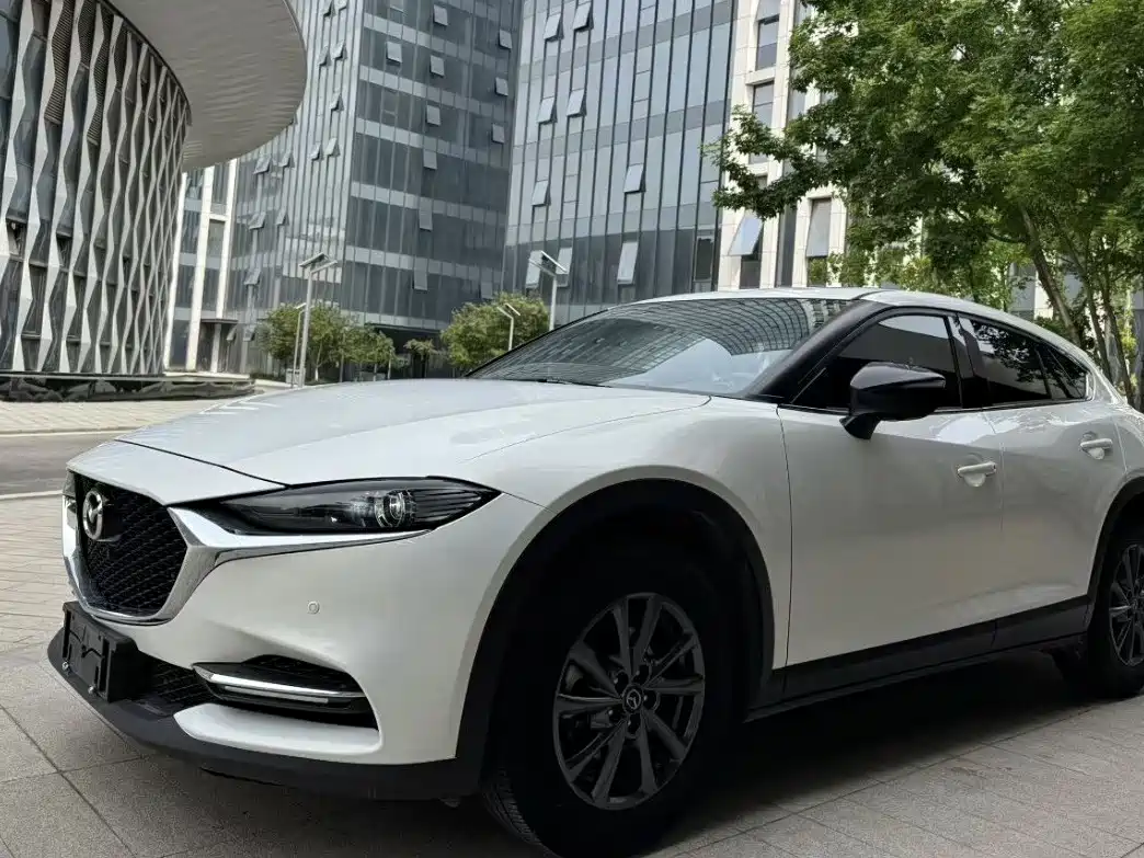 Mazda CX-4 2023
