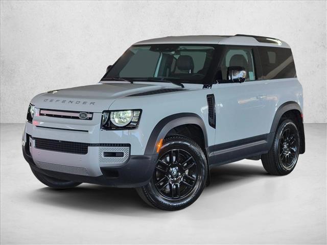 Land Rover Defender 2023