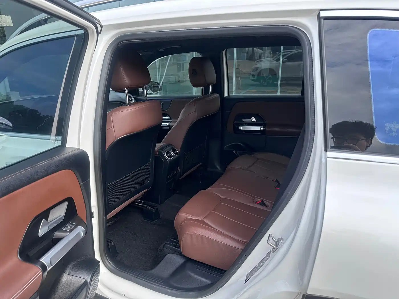 Mercedes-Benz GLB 2023