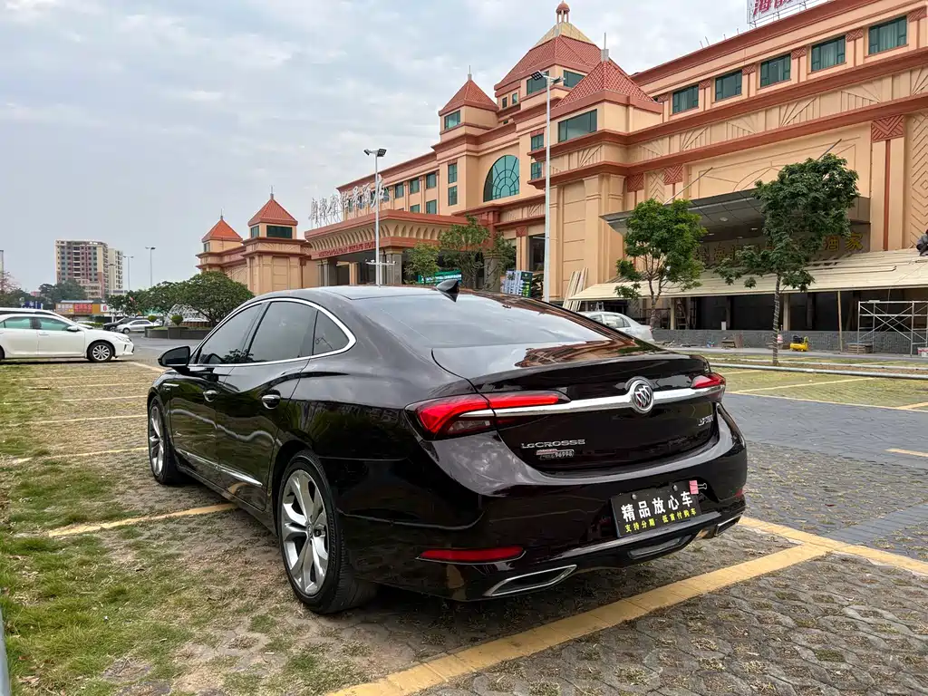 Buick LaCrosse 2022