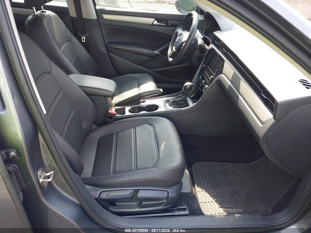 Volkswagen Passat 2021