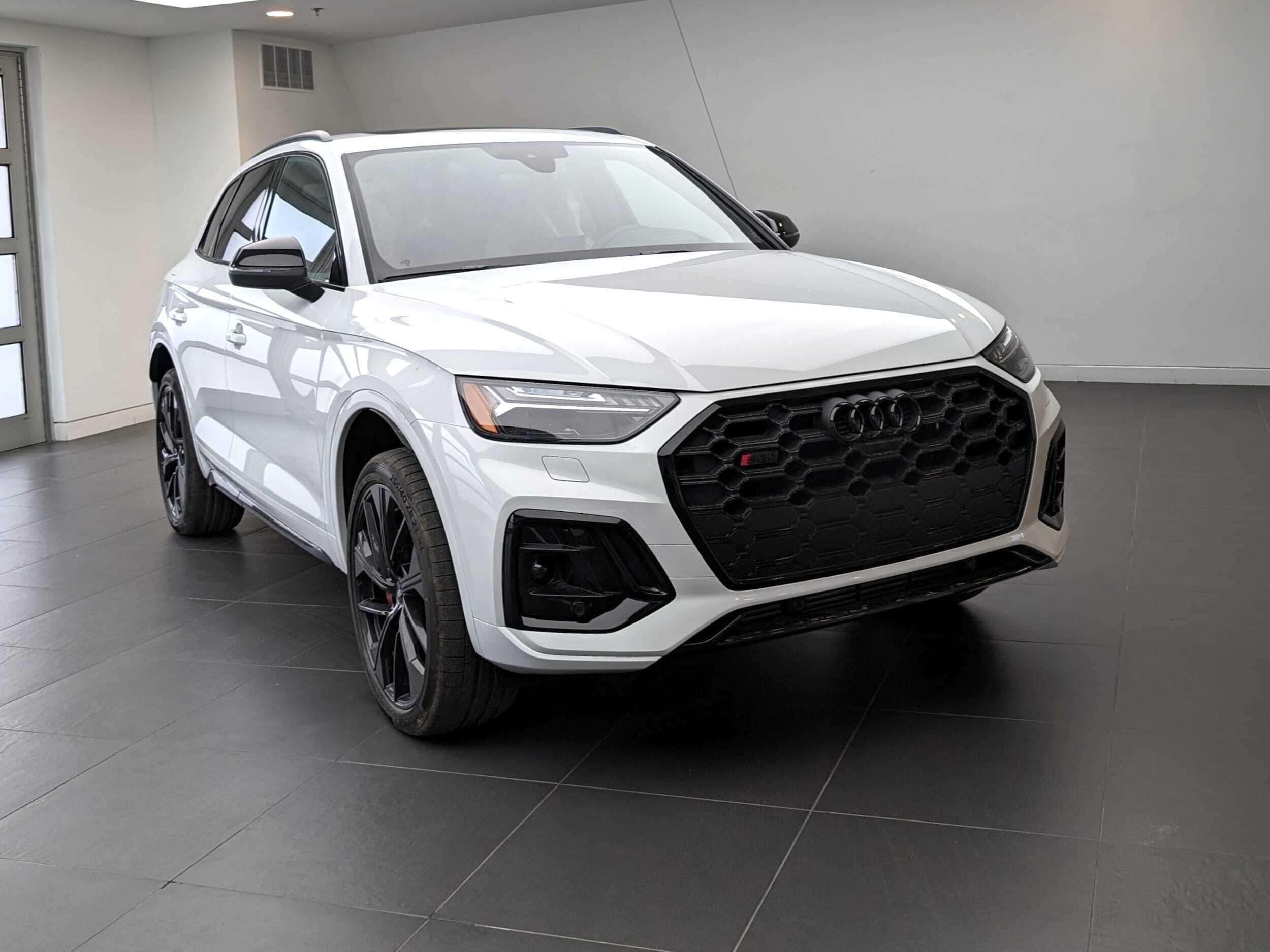Audi SQ5 2025
