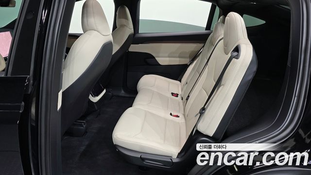 Tesla Model X 2026