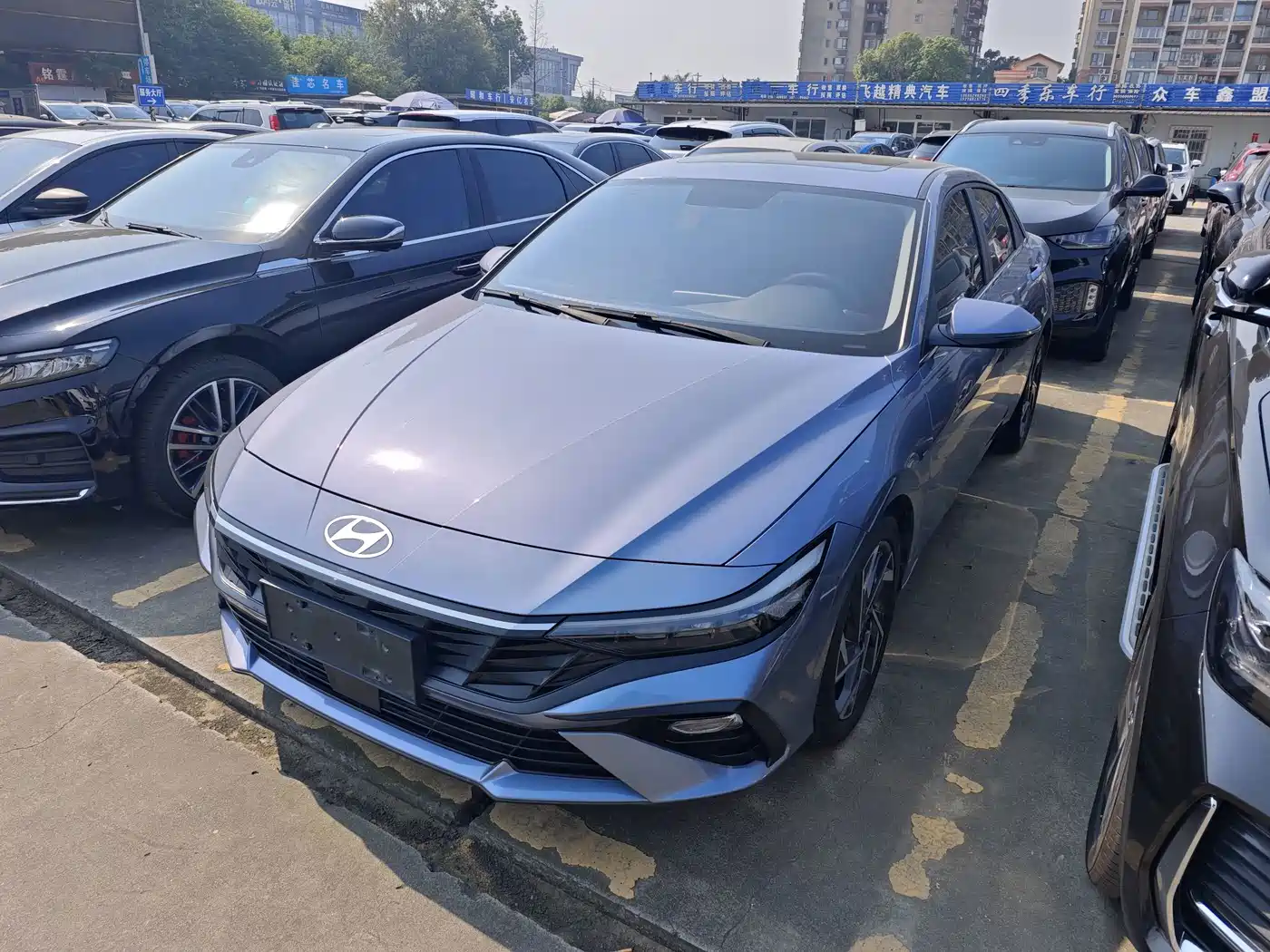Hyundai Elantra 2024