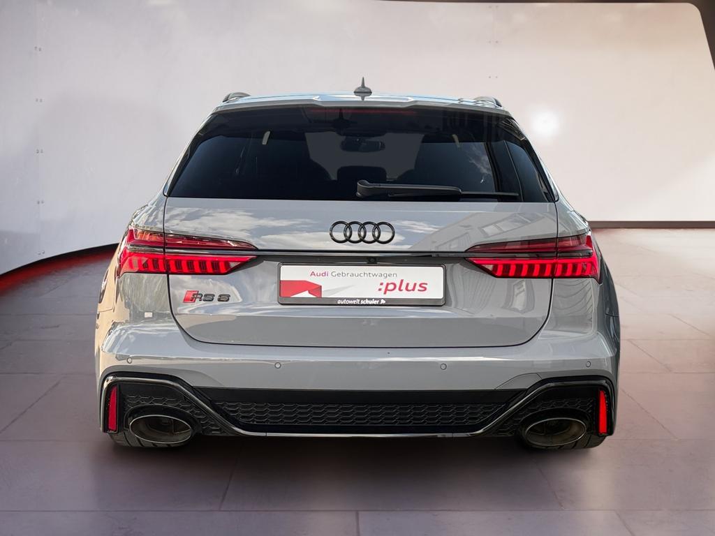 Audi RS6 2023
