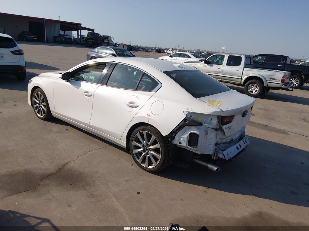 Mazda 3 2022