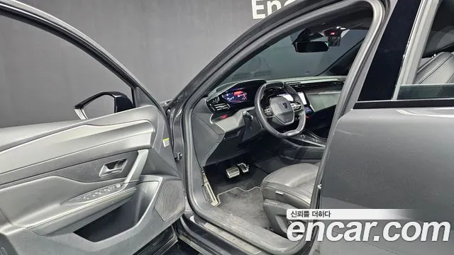 Peugeot 408 2023