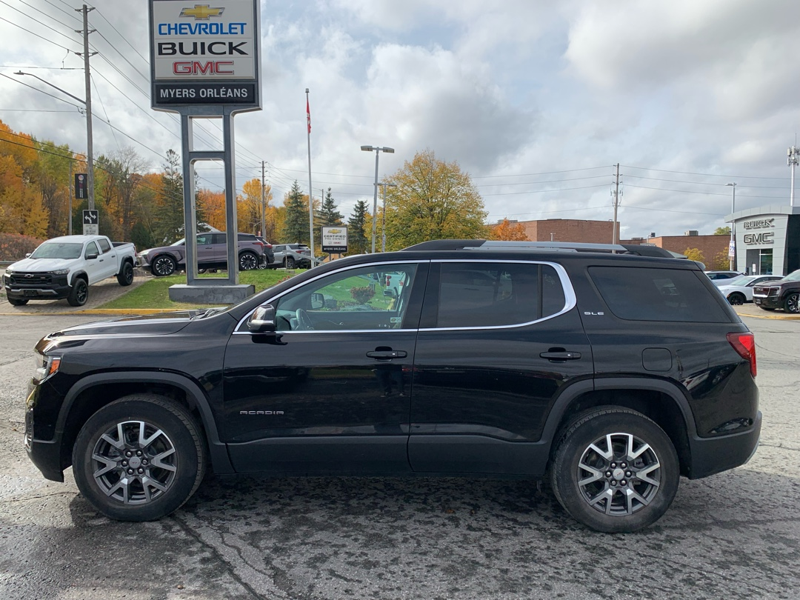GMC Acadia 2023