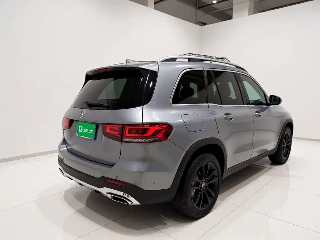 Mercedes-Benz GLB 2024