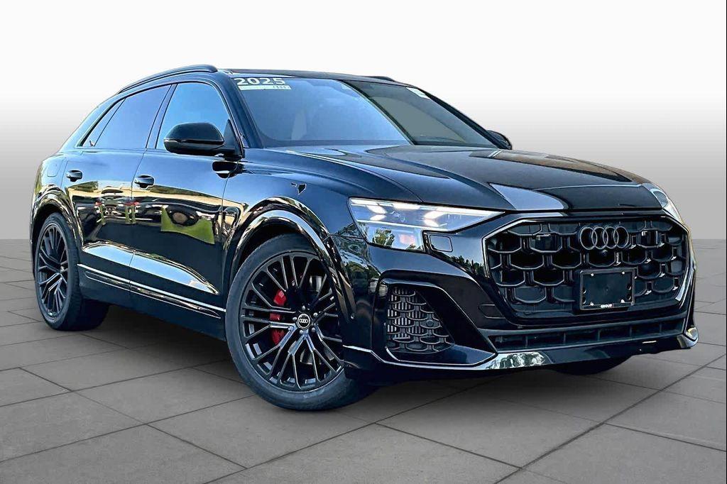 Audi SQ8 2025