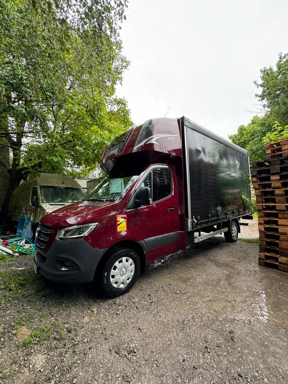 Mercedes-Benz SPRINTER 2023