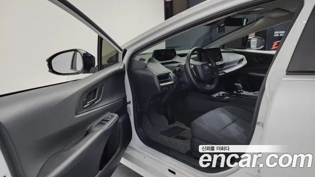 Toyota Prius 2024