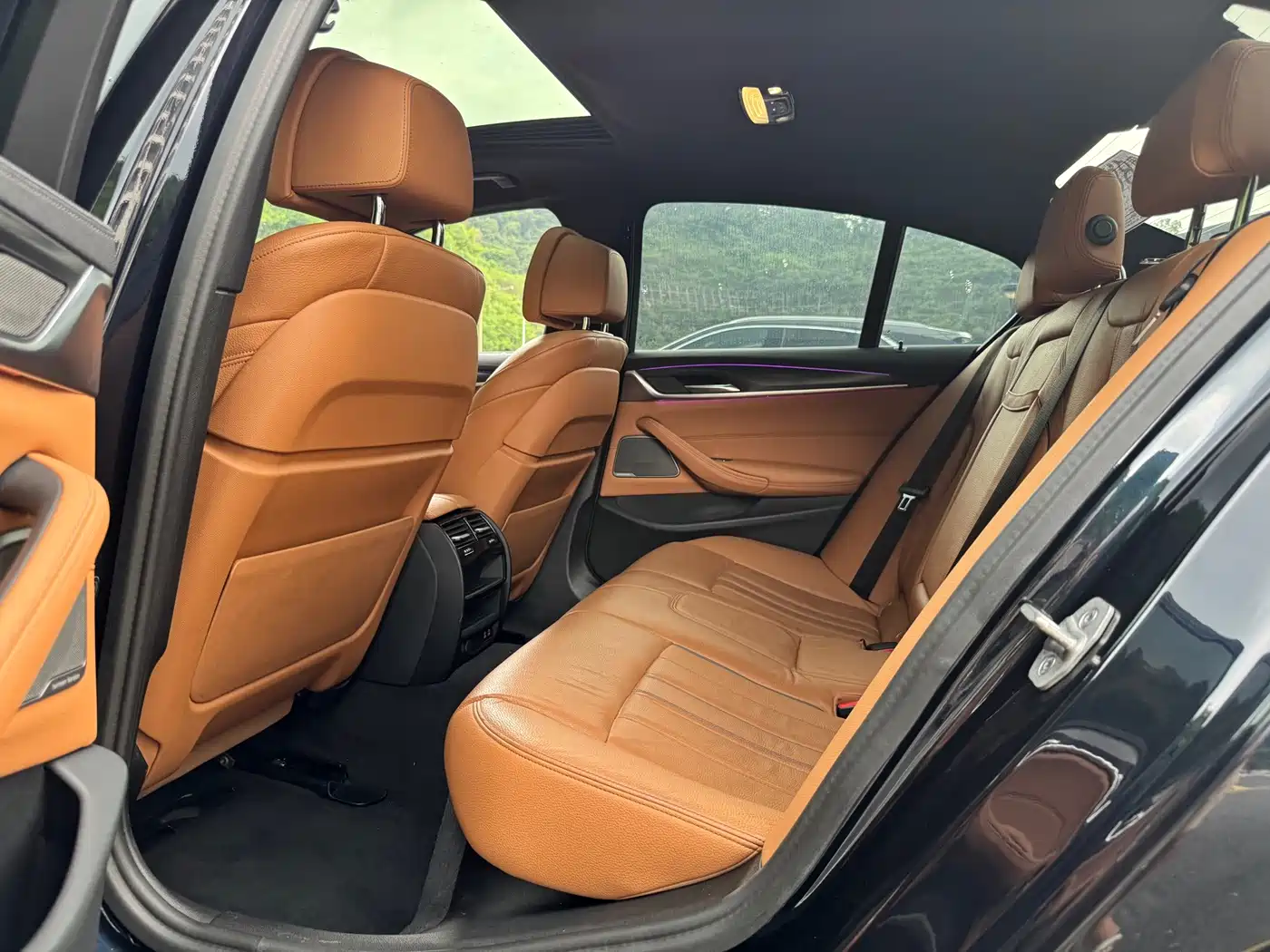 BMW 5 серии 2023