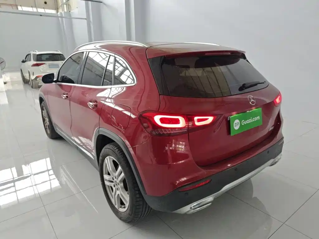 Mercedes-Benz GLA 2023