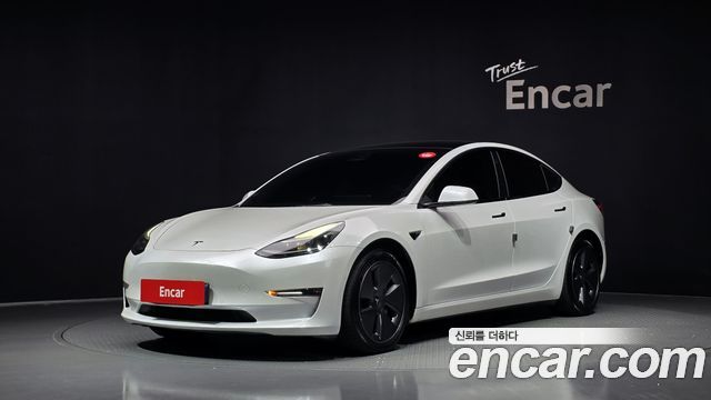 Tesla Model 3 2022