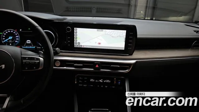 Kia K5 2023