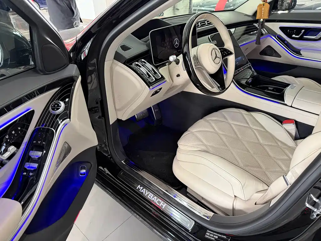 Mercedes-Benz Maybach S-Класс 2022