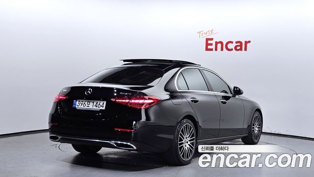 Mercedes-Benz C-Класс 2024