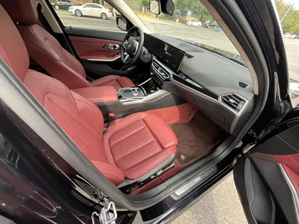 BMW i3 2024
