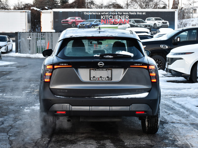 Nissan Kicks 2025