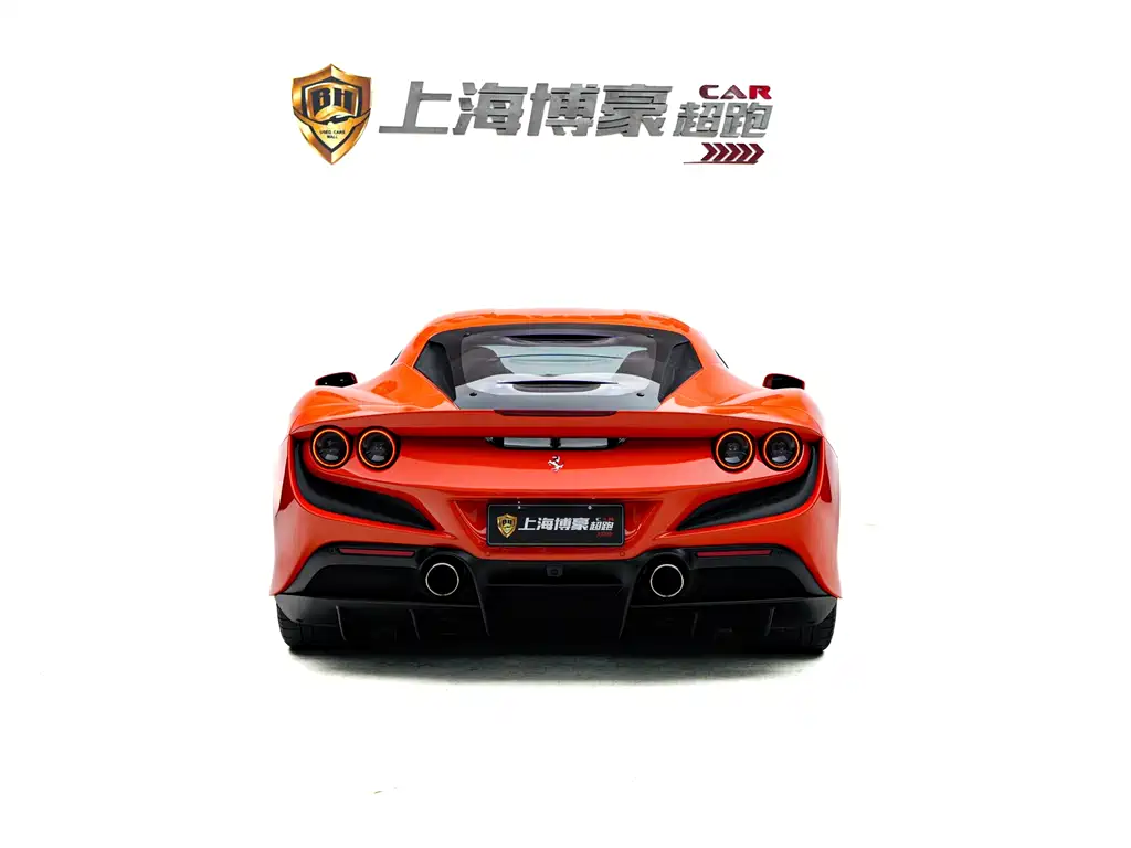 Ferrari F8 2021
