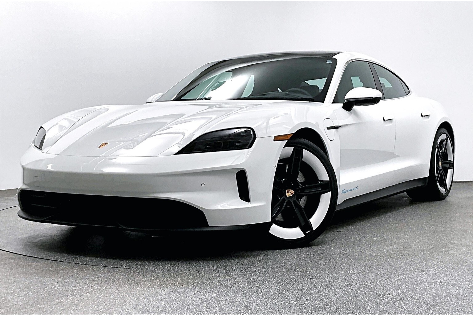 Porsche Taycan 2025