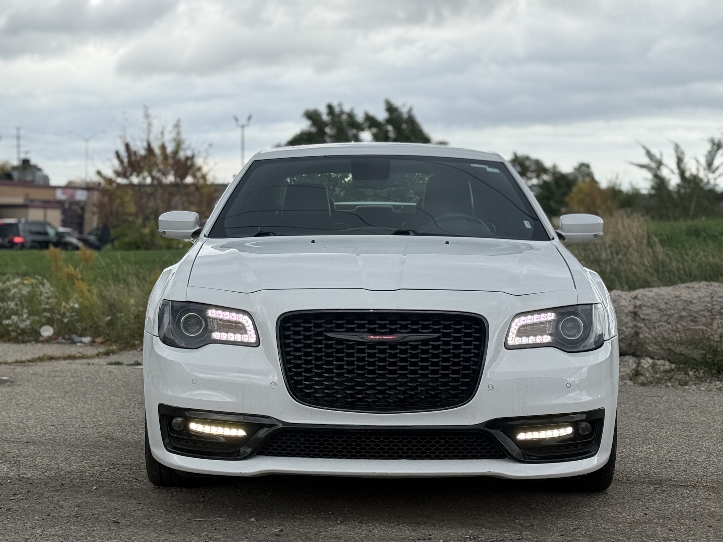 Chrysler 300 2022