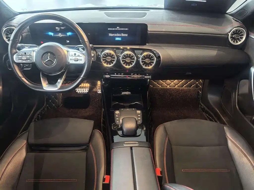 Mercedes-Benz CLA 2023