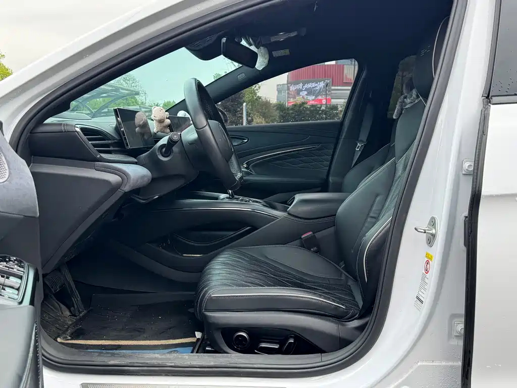 BYD Seal 2023