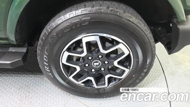 Ford Bronco 2023