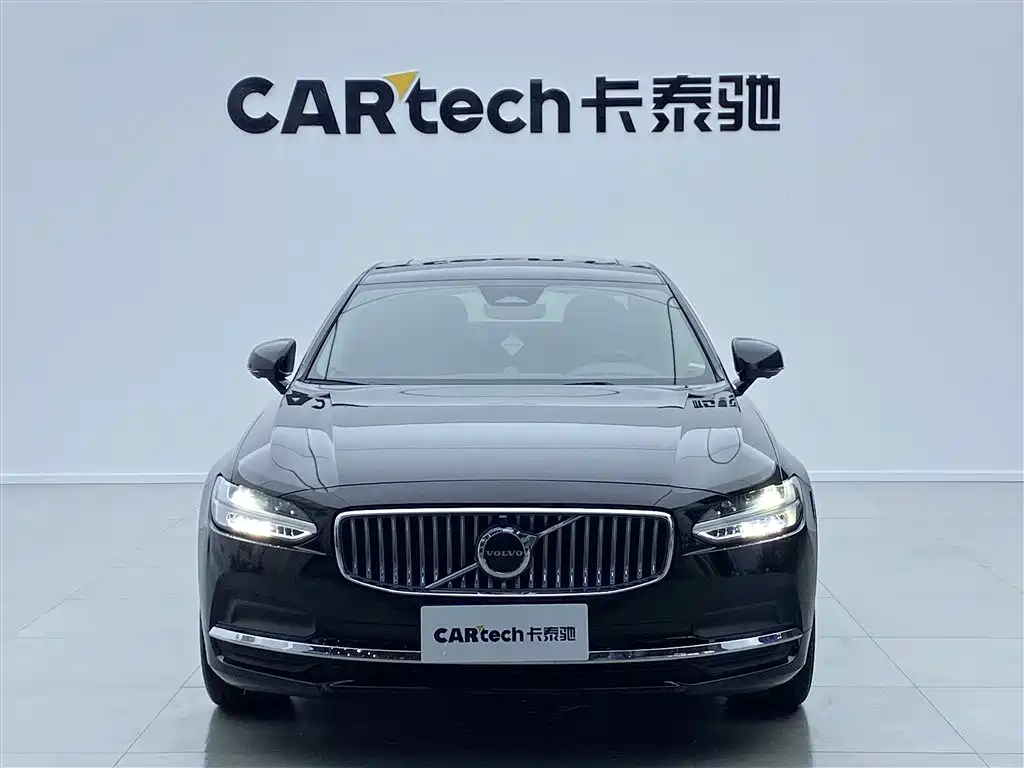 Volvo S90 2024