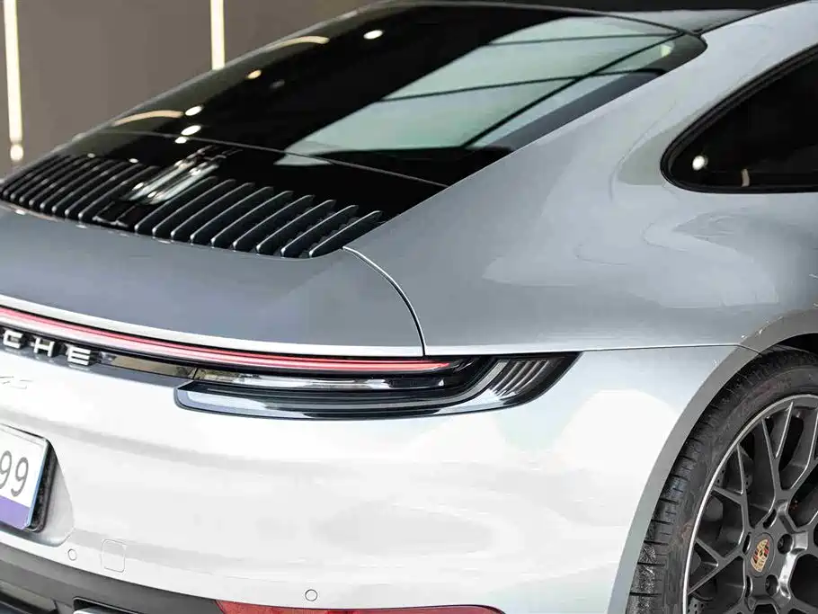 Porsche 911 2022