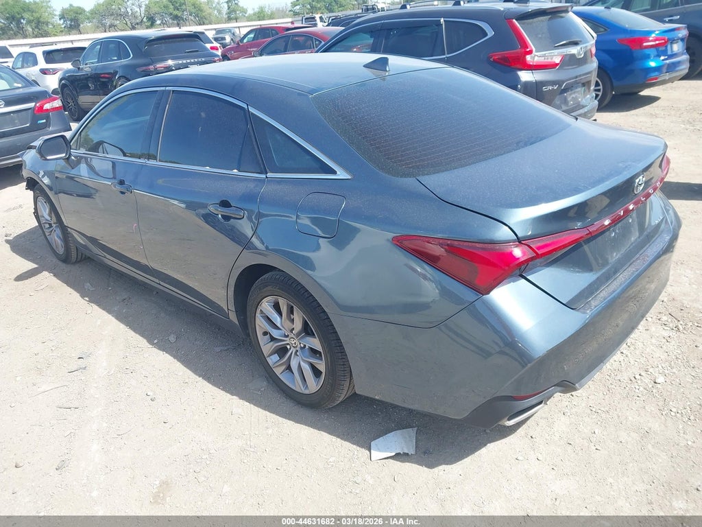 Toyota Avalon 2021