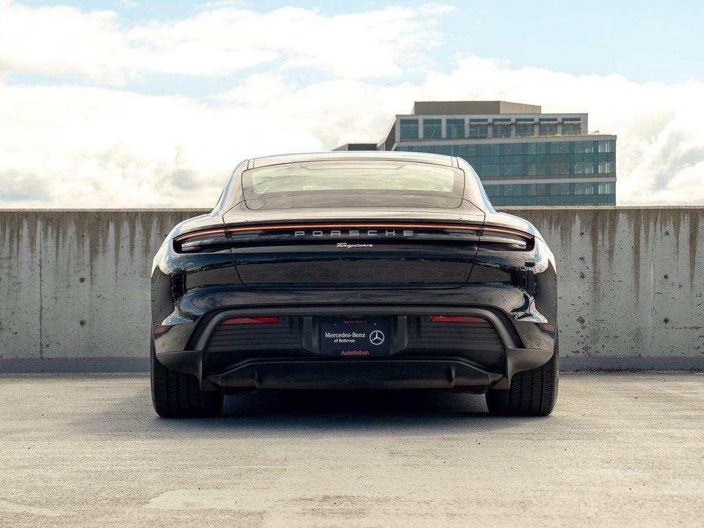 Porsche Taycan 2023
